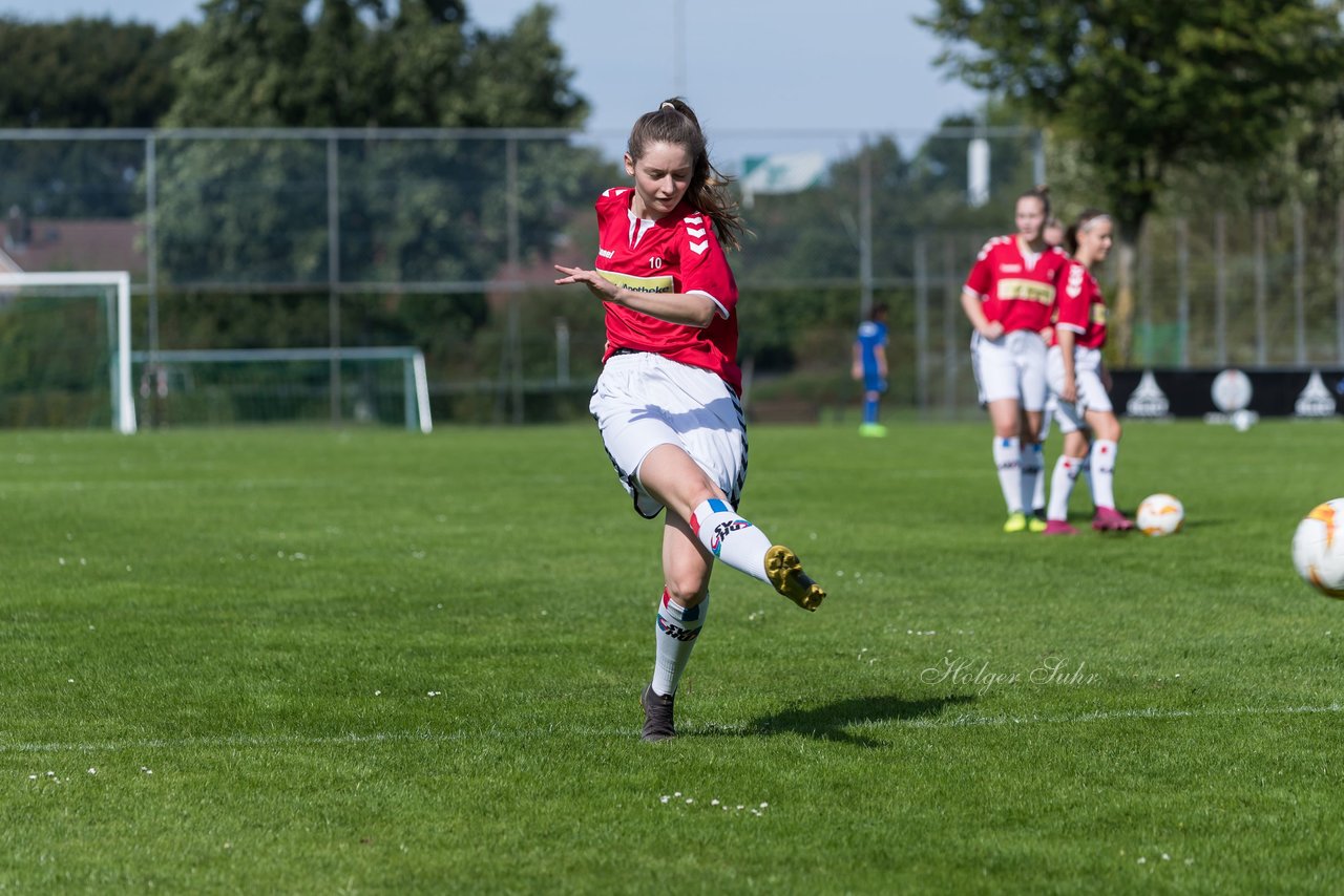 Bild 121 - F SV Henstedt Ulzburg II - SSC Hagen Ahrensburg : Ergebnis: 0:4